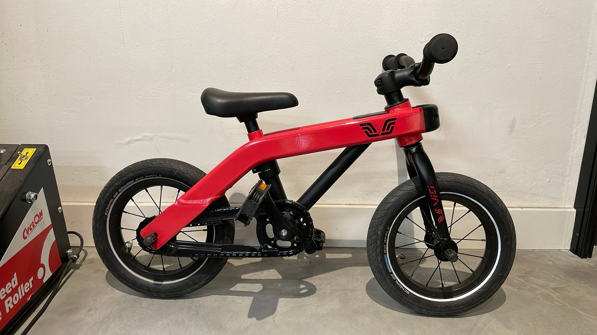 Vici loop / fiets zgan, Ophalen, Zo goed als nieuw, Minder dan 16 inch