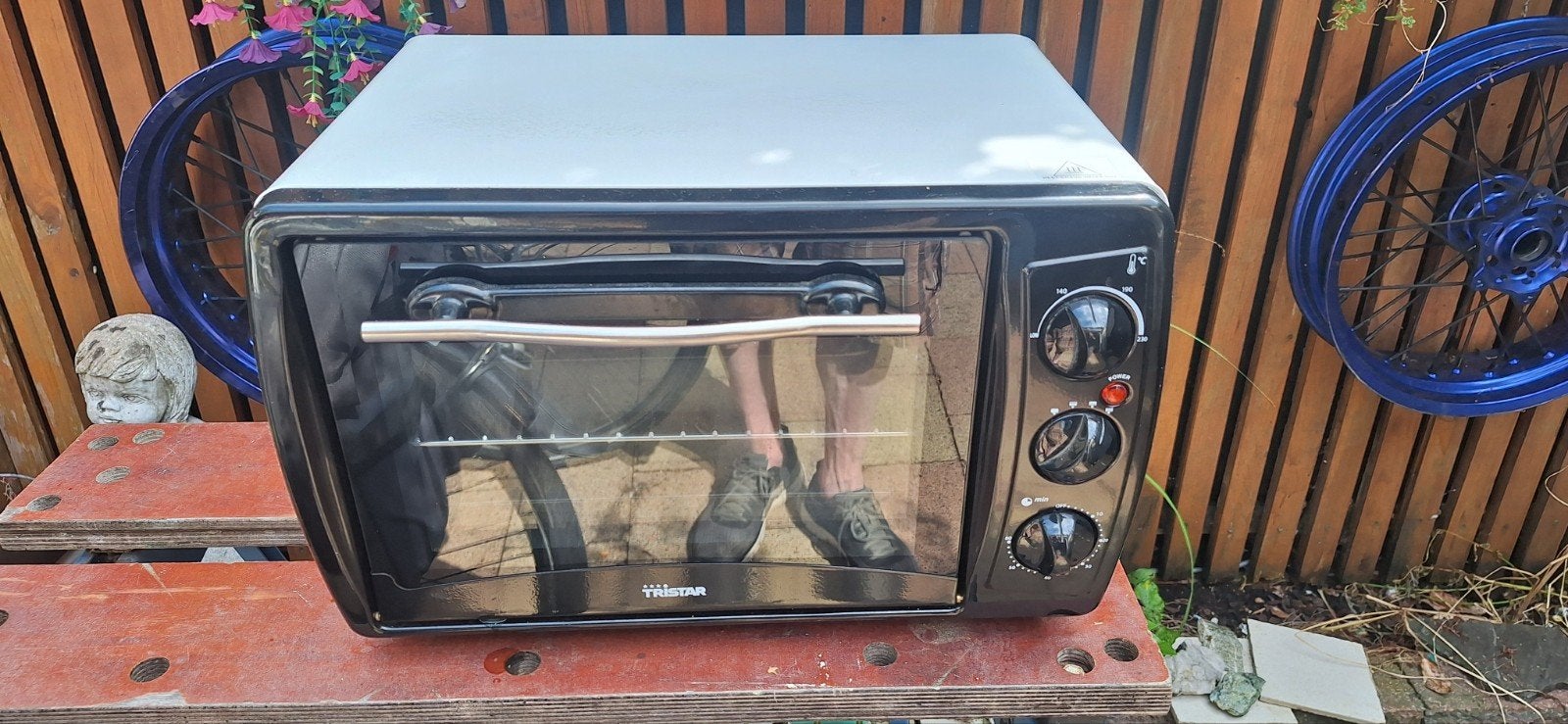 Kleine oven merk Tristar ( makkelijk camping of camper ), Caravans en Kamperen, Kampeeraccessoires, Ophalen, Gebruikt