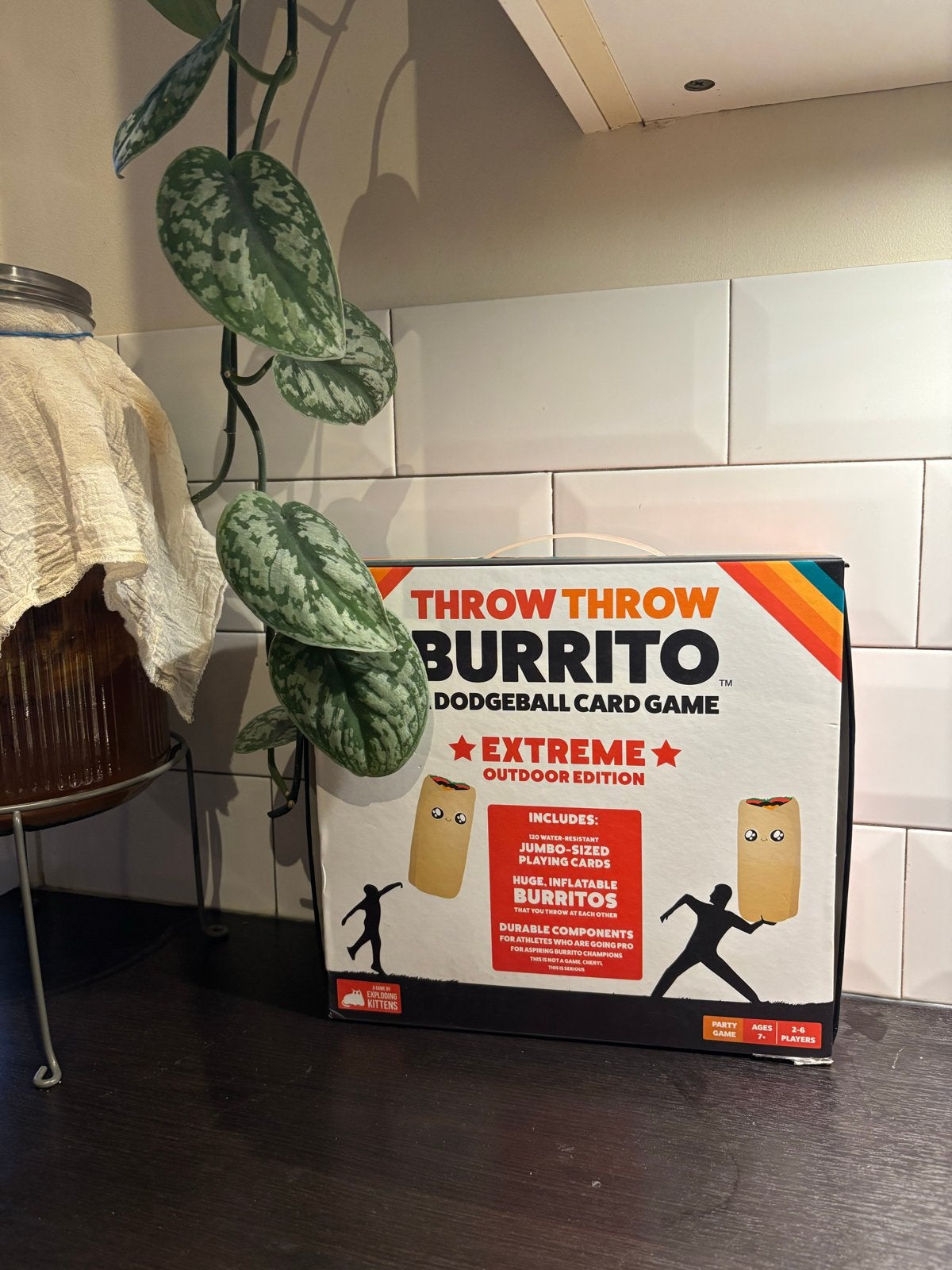 Throw Throw Burrito Extreme Outdoor Edition, Drie of vier spelers, Ophalen, Zo goed als nieuw