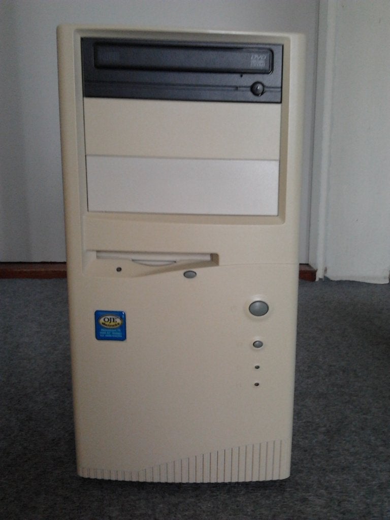 Retro pc kast met Windows 10, Ophalen, Gebruikt, HDD, Intel Core i3