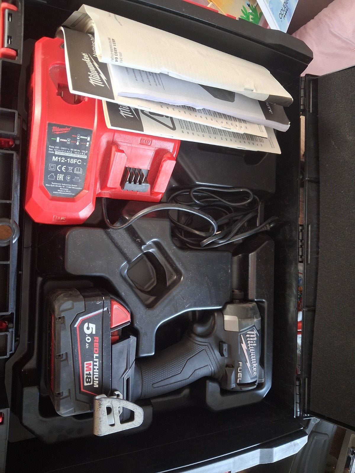 Milwaukee M18 FUEL Slagmoersleutel met Accu en Lader, Ophalen of Verzenden, Gebruikt, Overige typen, Variabele snelheid