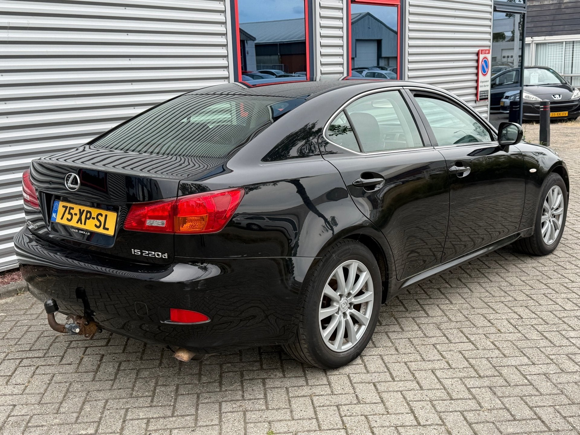 Lexus IS 220d Business, Auto's, Achterwielaandrijving, Gebruikt, 4 cilinders, Zwart