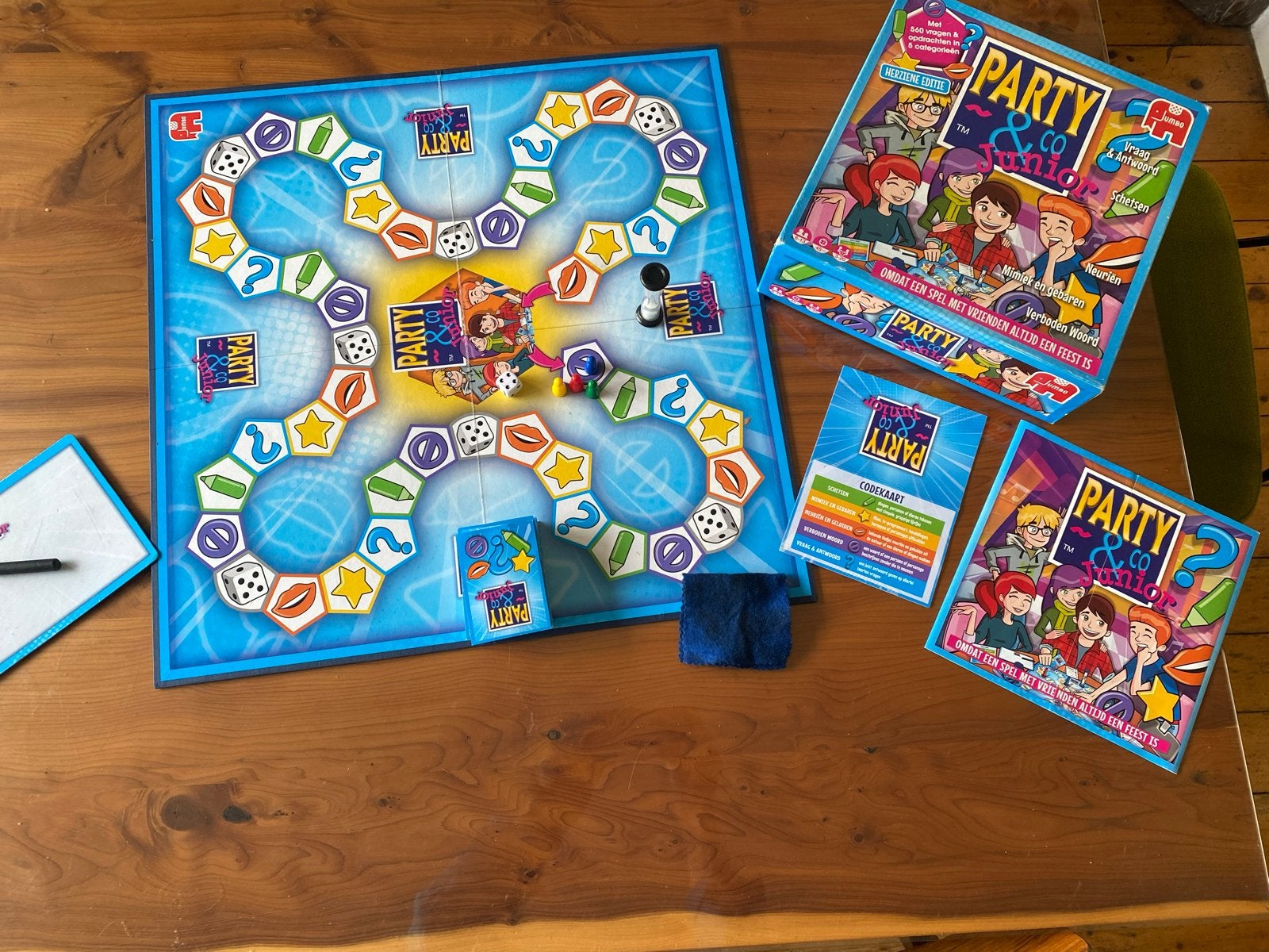 Party & Co Junior Bordspel - Compleet en Zo Goed als Nieuw, Drie of vier spelers, Ophalen of Verzenden, Gebruikt