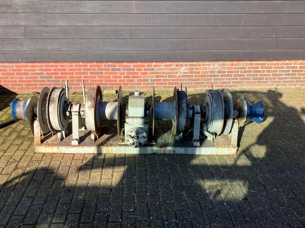 Hydraulische 4 trommelige lier te koop, Ophalen, Gebruikt