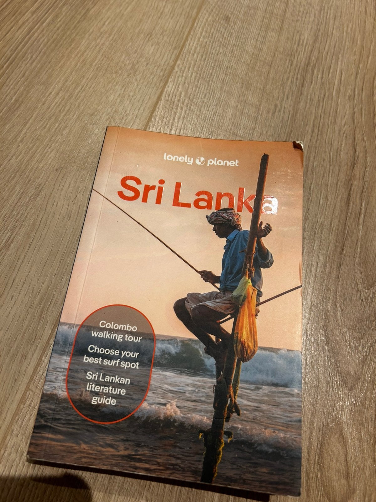 Sri lanka boek, Ophalen of Verzenden, Zo goed als nieuw