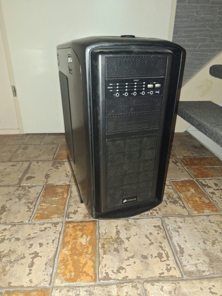 Corsair Graphite 600 TM + VS350W voeding en AeroCool F4XT, Ophalen, Gebruikt