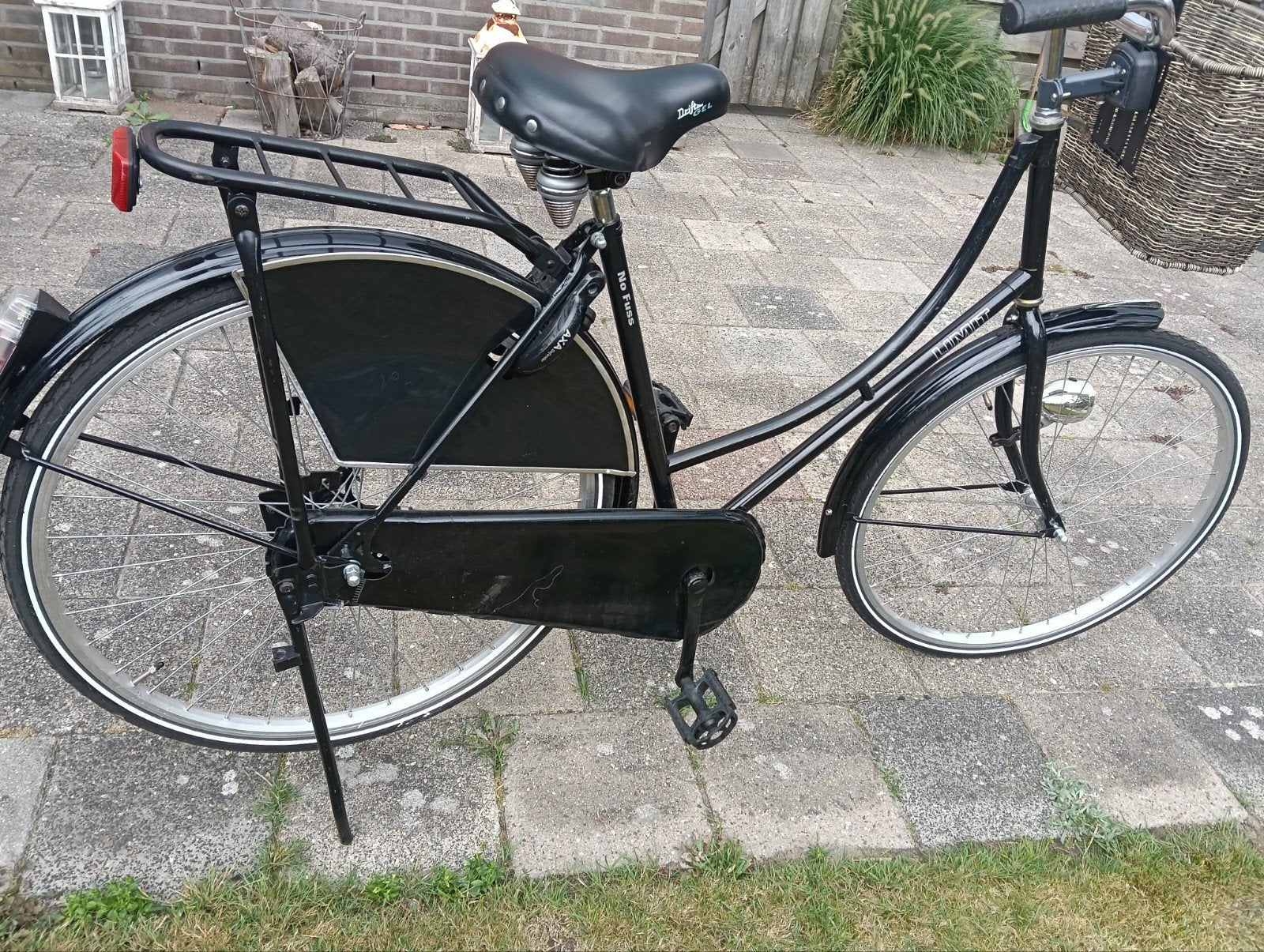 Damesfiets Limit met mand en AXA slot, Terugtraprem, 53 tot 56 cm, Zo goed als nieuw, Ophalen