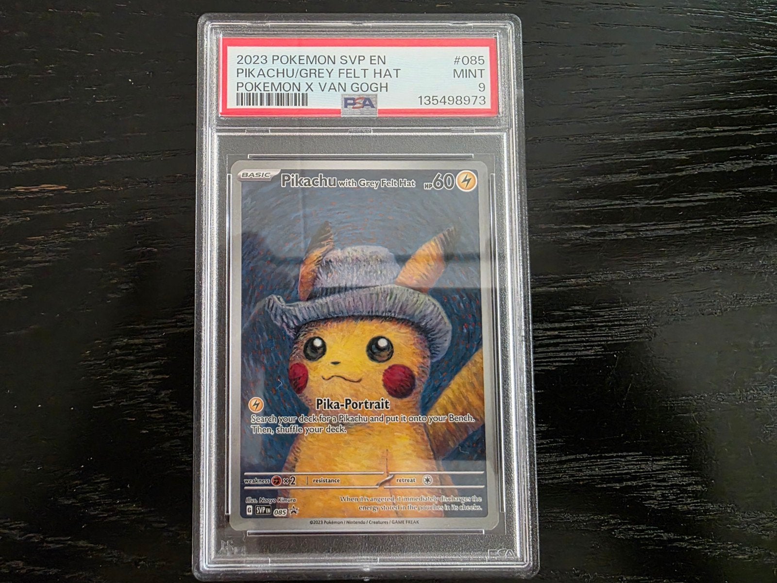 Pikachu met Grijze Vilten Hoed Pokémon Kaart PSA 9, Ophalen, Zo goed als nieuw, Losse kaart
