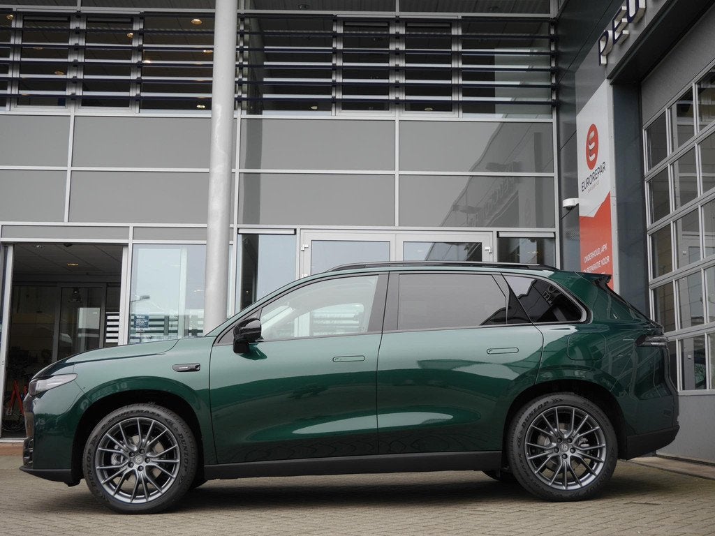 Leapmotor C10 Design REEV 28.4 kWh | Demo | Gecombineerde ac, Automaat, Achterwielaandrijving, 4 cilinders, Automatische klimaatregeling