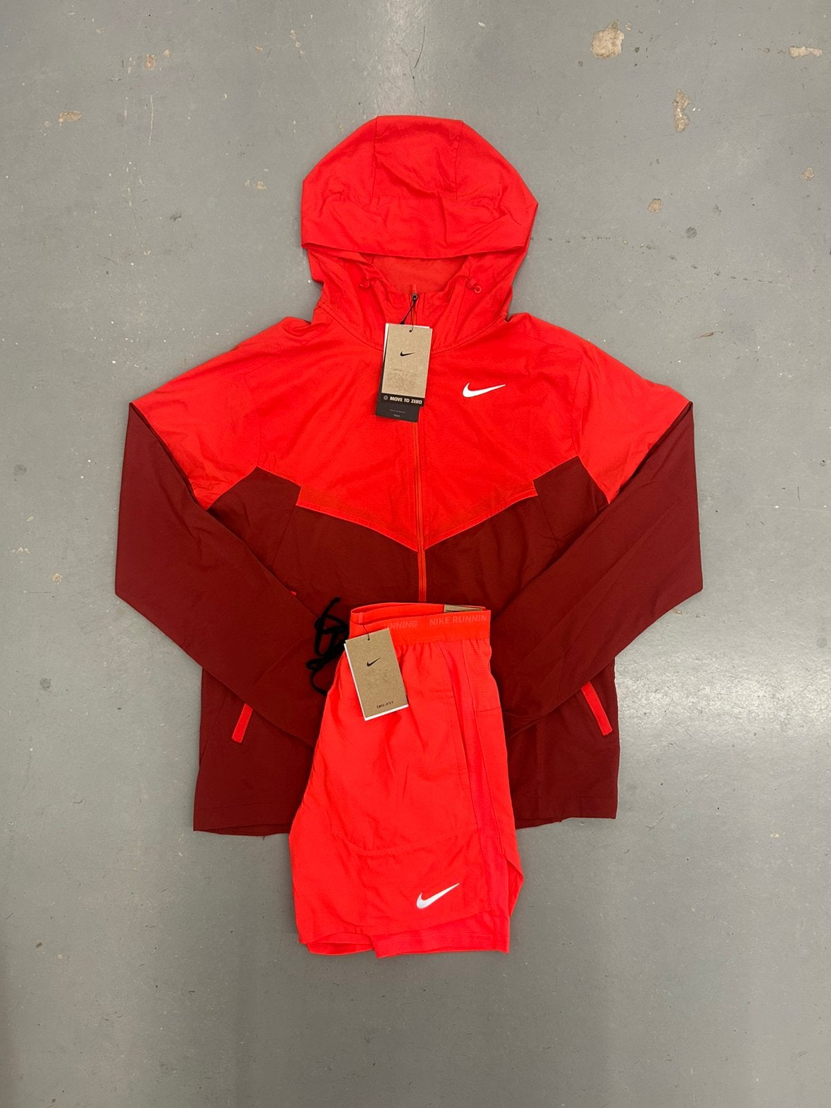 Nike miller set rood oranje origineel maar s & m, Ophalen of Verzenden, Nieuw