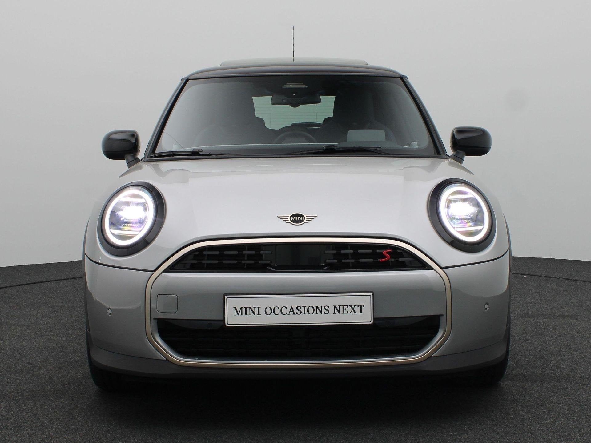 MINI 3-Deurs Cooper S Favoured Trim | Pakket M | Glazen Pano, Auto's, 1998 cc, Euro 6, 4 cilinders, Met garantie (alle)