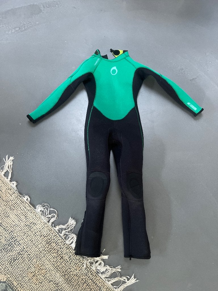 Wetsuit kind lang mt 131-140CM 8-9J, Ophalen, Wetsuit, Gebruikt, Tribord