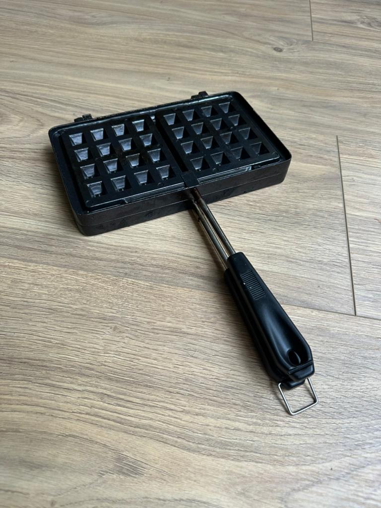 Gietijzere wafelijzer, Ophalen, Uitneembare platen, Gebruikt