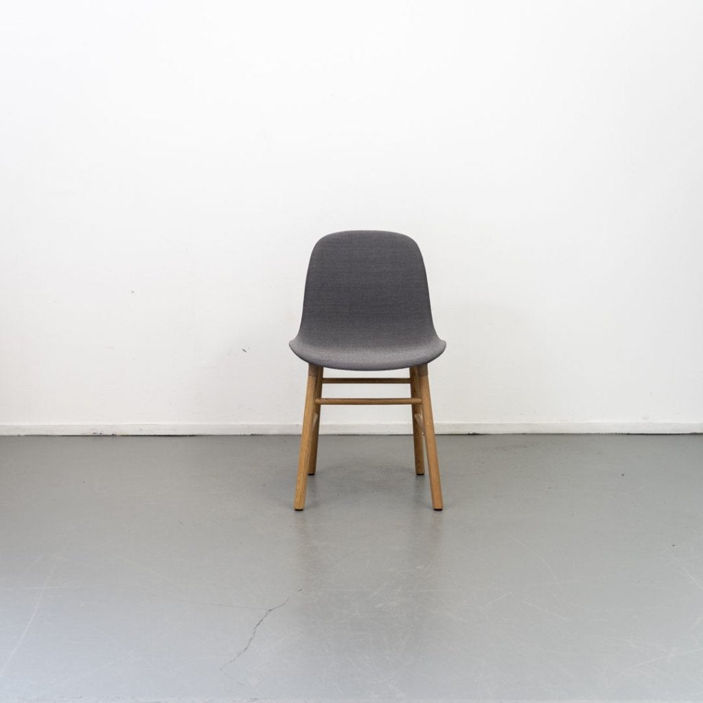 Normann Copenhagen Form Stoel Grijs Hout, Niet ingevuld, Zo goed als nieuw, Niet ingevuld, Niet ingevuld