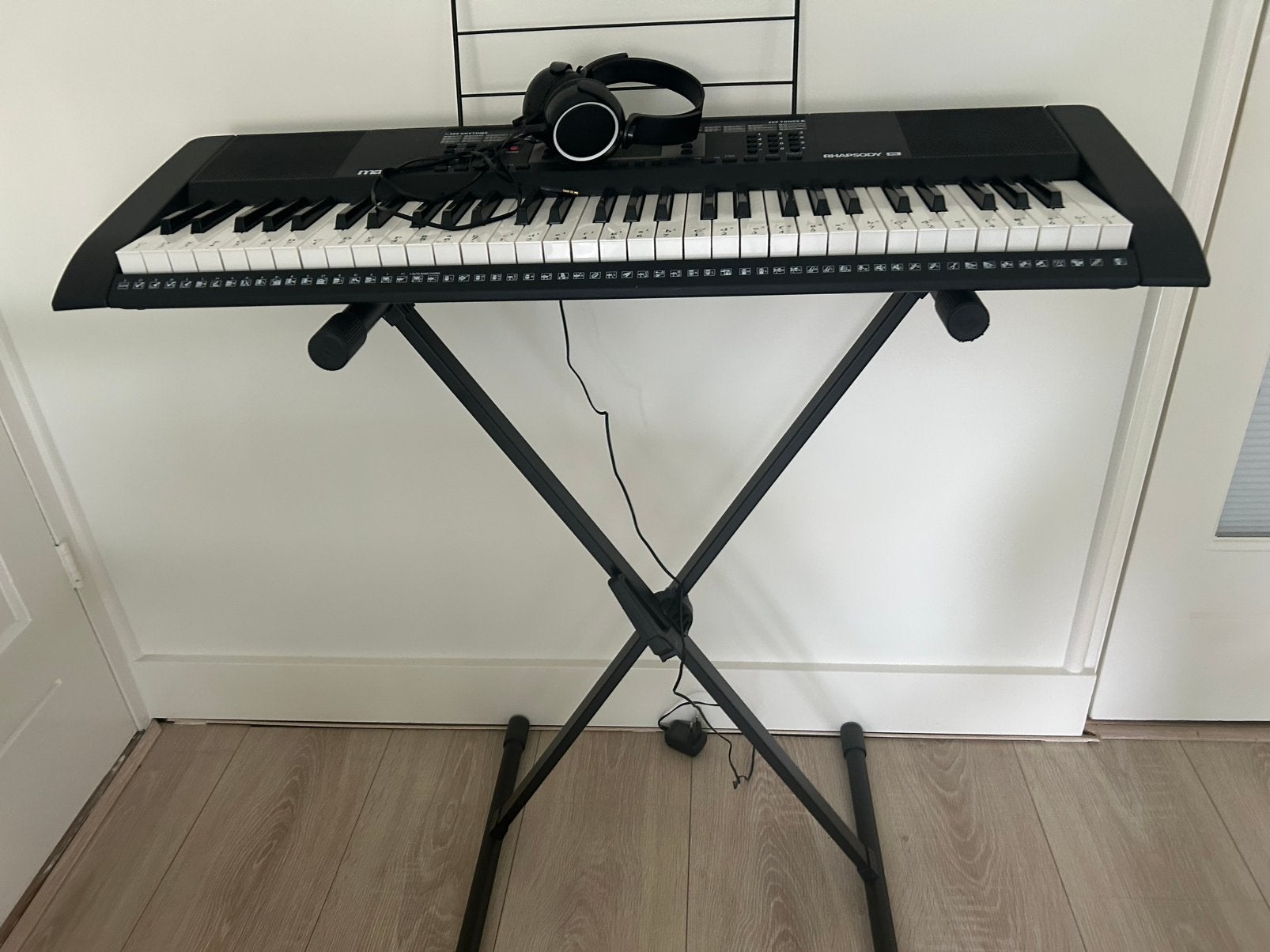 Elektronisch keyboard Rhapsody61L, Ophalen, Zo goed als nieuw, 61 toetsen, Overige merken