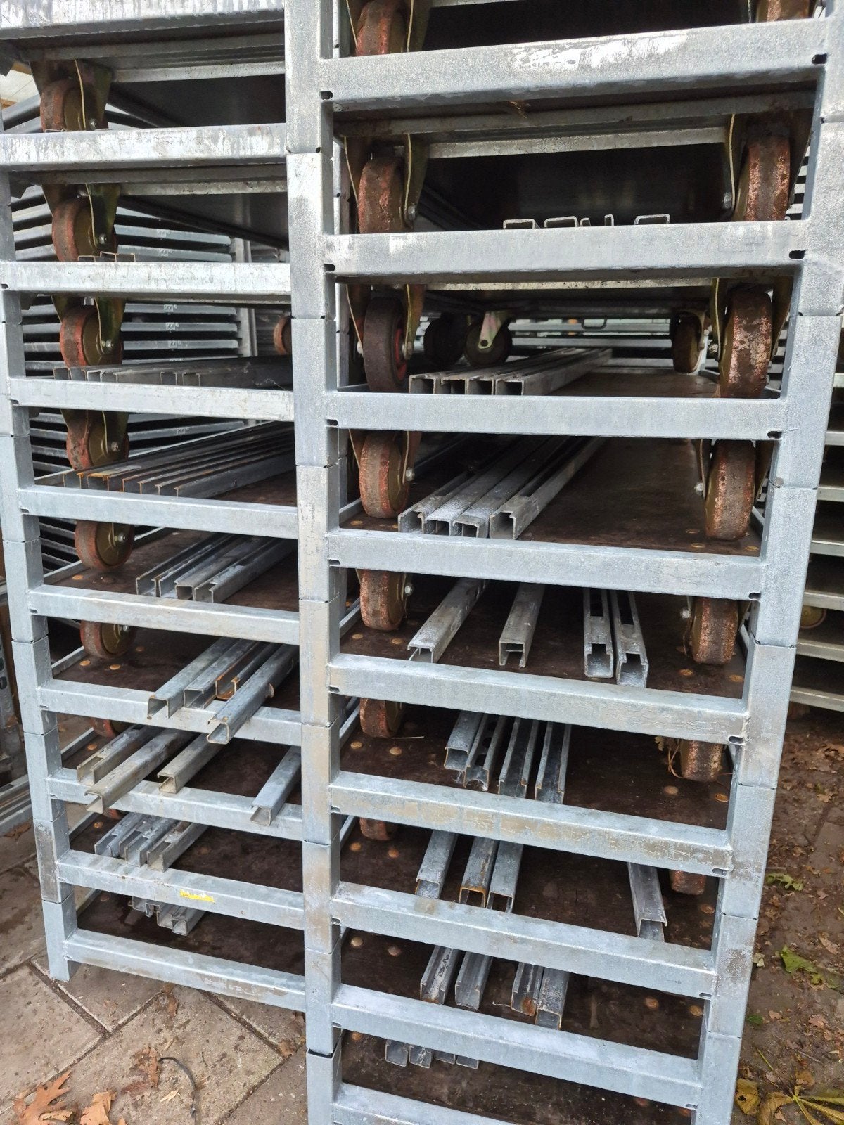 20 x deense karren,  bloemen containers,  magazijn trolleys, Ophalen, Gebruikt, Overige typen, Minder dan 2 meter