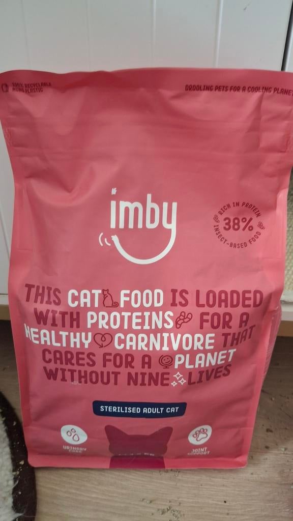 Imby kattenvoer totaal ruim 2.5 kilo, Dieren en Toebehoren, Dierenvoeding, Ophalen of Verzenden, Kat