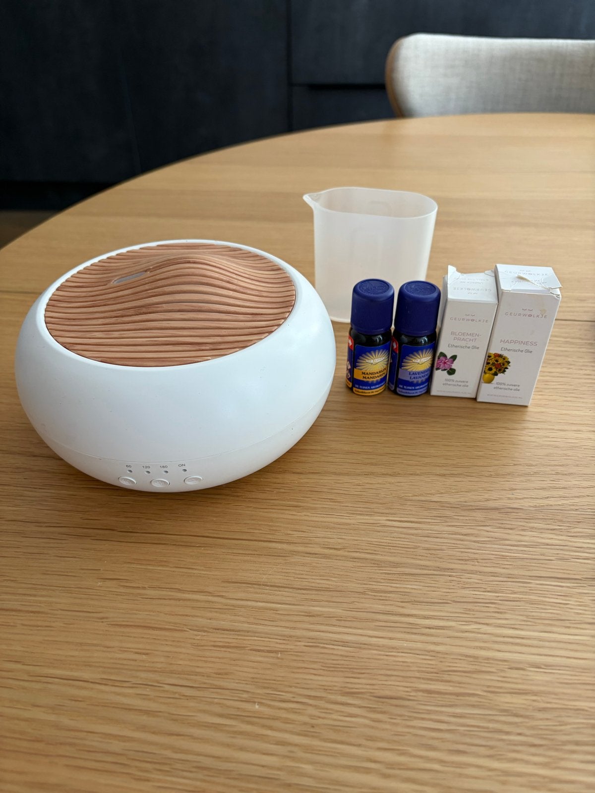 Sakura Aroma Diffuser Geurwolkje met 4 Etherische Oliën, Ophalen of Verzenden, Zo goed als nieuw