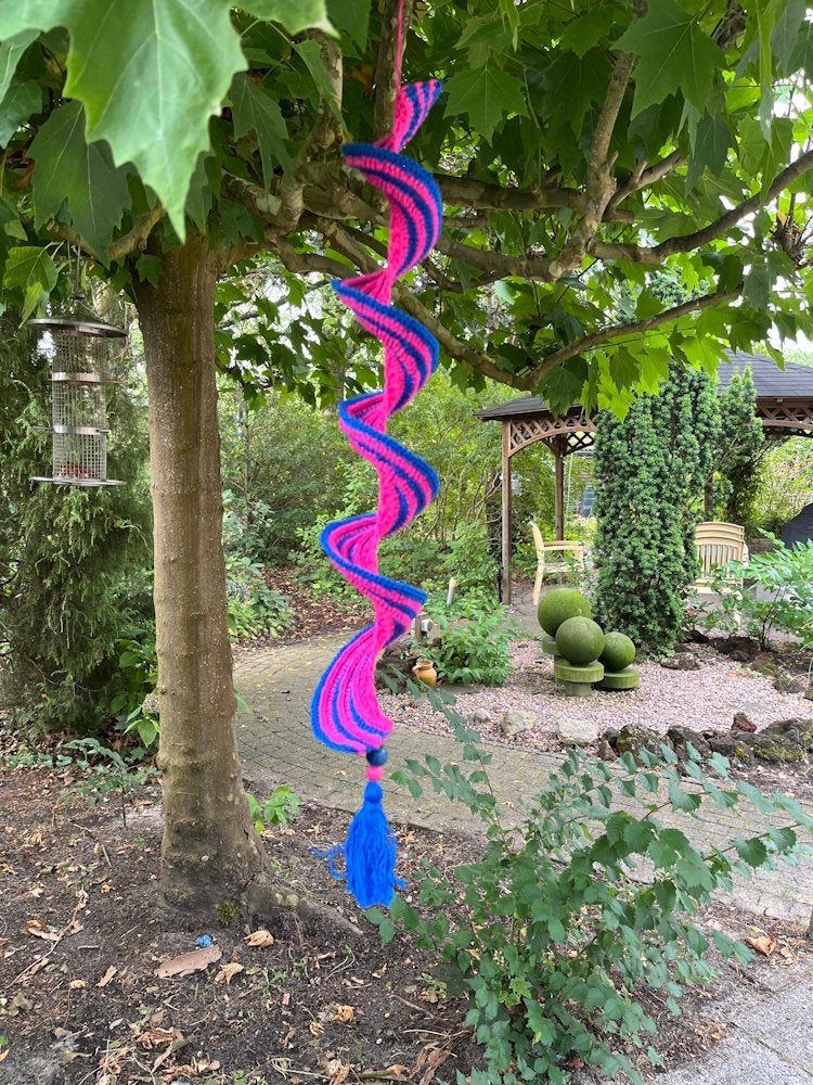 Windspinner Lowlands pink blue festival versiering, Info@kinderworkshops-petra-dongen.nl, P Gillisstraat, Nieuw, Kinderworkshops Petra