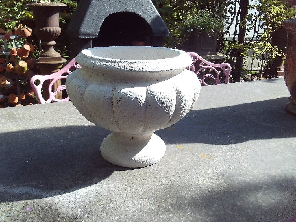 Brocante stenen bloempot voor binnen - 26x25 cm, Tuin en Terras, Gebruikt, Rond, Binnen, Minder dan 40 cm