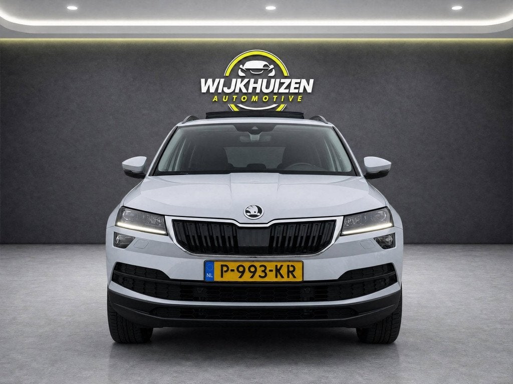 Skoda Karoq 1.5 TSI ACT Style Business met Panorama dak ! Le, Auto's, Skoda, 4 cilinders, 150 pk, Bedrijf, 690 kg
