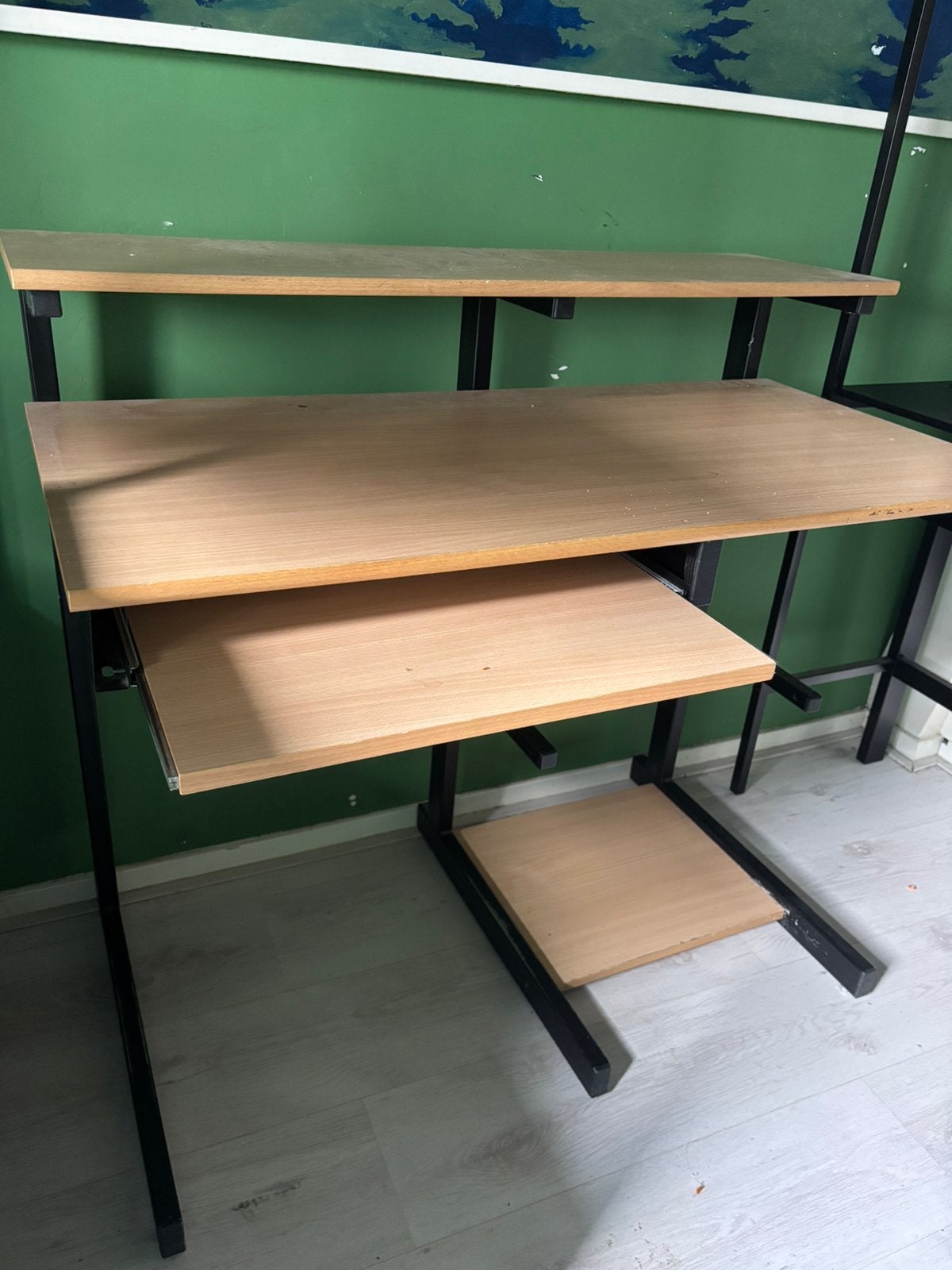 FREE Computer desk pick-up only, Ophalen, Gebruikt, 60 cm, Hout