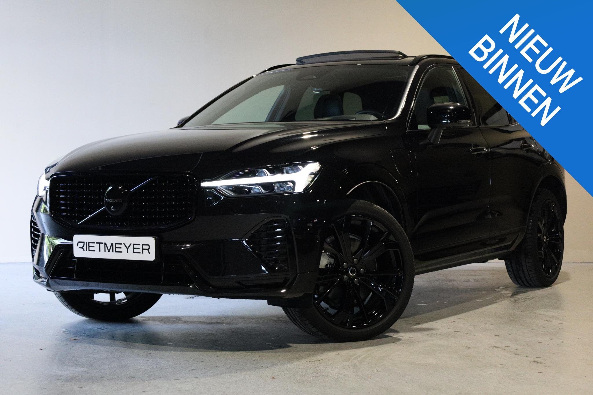 Volvo XC60 2.0 T6 Plug-in hybrid AWD Ultra Black Edition |Pa, Auto's, 12 maanden, Gebruikt, Euro 6, 4 cilinders