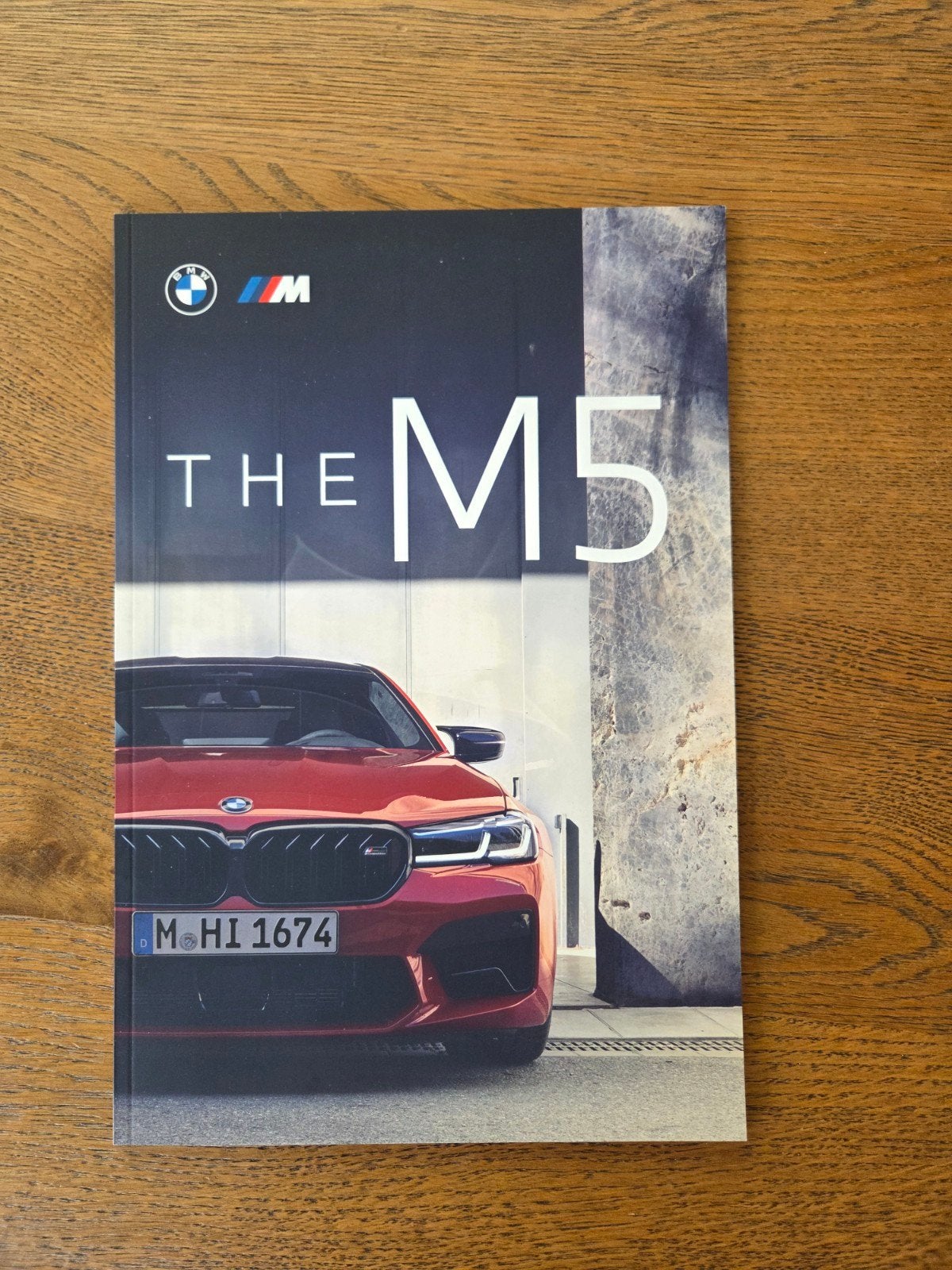 BMW M5 Brochure - Grensverlegger, Boeken, Ophalen of Verzenden, Zo goed als nieuw, BMW, BMW AG