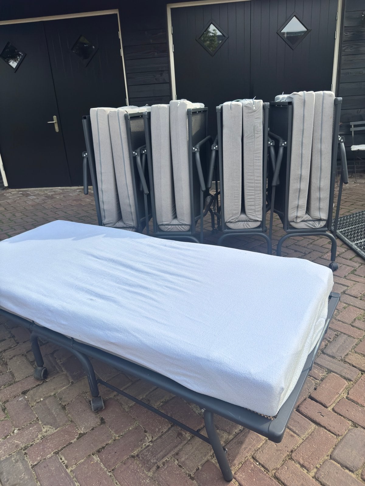 Vouwbedden merk Avec - Hoge kwaliteit, 10 stuks beschikbaar, Ophalen, 90 cm, Eenpersoons, Zo goed als nieuw