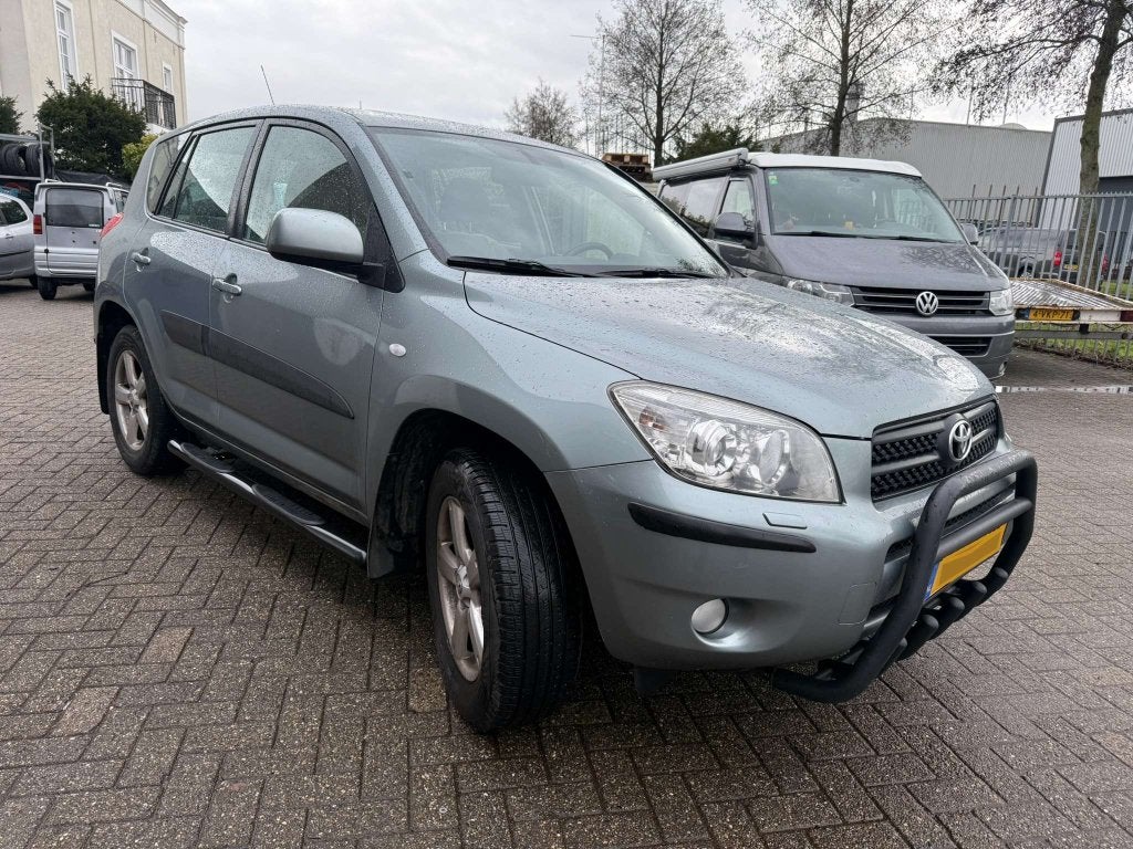 Toyota RAV4 2006-2010 Sidebars 70 mm met steps zwart, Niet ingevuld, Niet ingevuld, Niet ingevuld