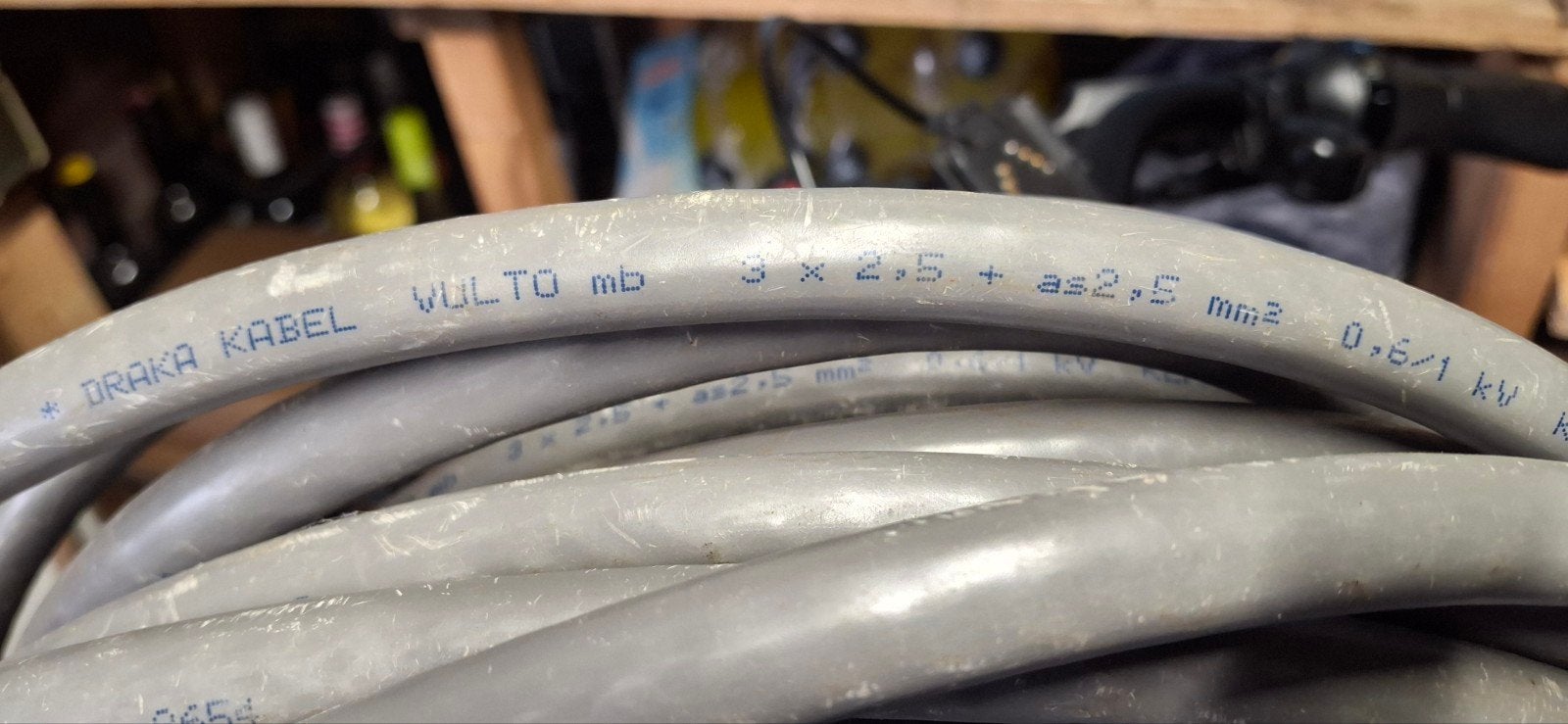 grondkabel 3x2,5, Doe-het-zelf en Verbouw, Elektra en Kabels, Ophalen of Verzenden, Nieuw, Kabel of Snoer