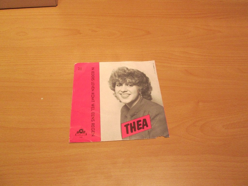 2 singles van Thea (ook per stuk te koop), Ophalen of Verzenden, Gebruikt, Pop
