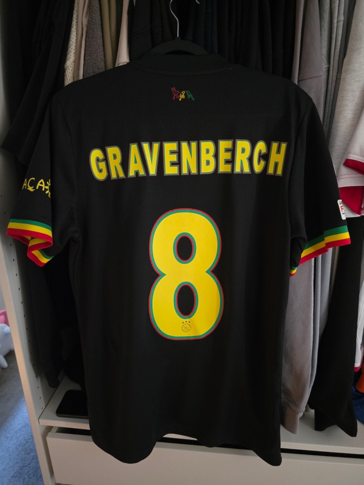 Ajax 3e tenue 2021-2022 Gravenberch #8, Adidas AG, Adi-Dassler-Straße 1, 91074 Herzogenaurach, Duitsland, Shirt, Nieuw, Adidas