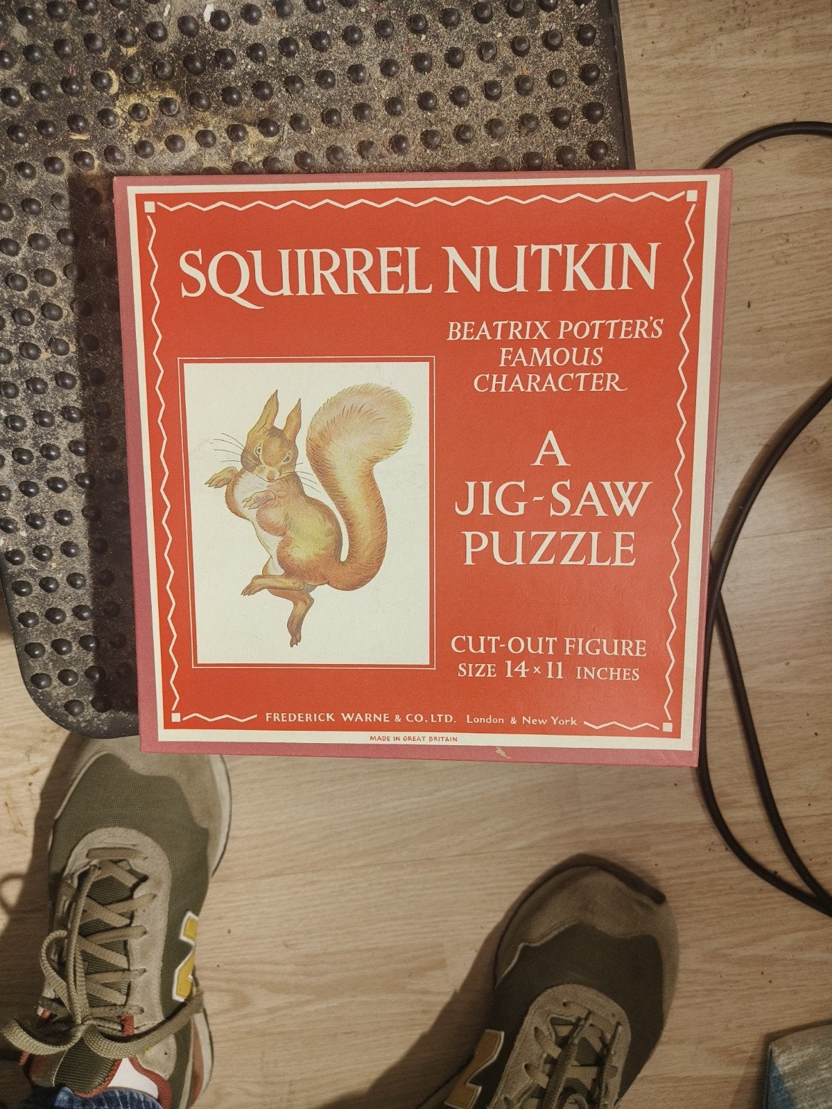 Vintage houten  Beatrix Potter Eekhoorn Notenkraker Legpuzze, Ophalen of Verzenden, Minder dan 500 stukjes, Gebruikt, Legpuzzel