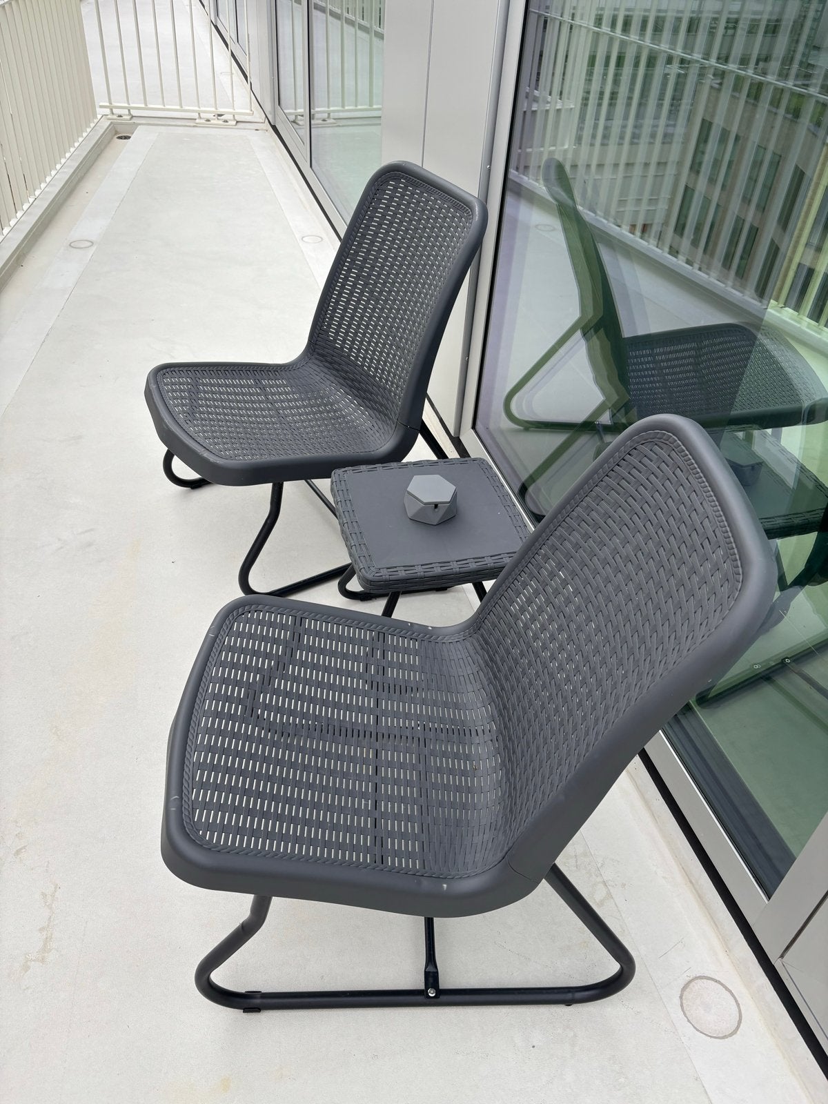 Rotan look tuinstoelen met bijzettafel, Tuin en Terras, Ophalen, Gebruikt, Kunststof