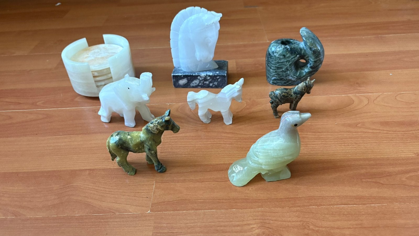 Verschillende stenen dieren, Ophalen