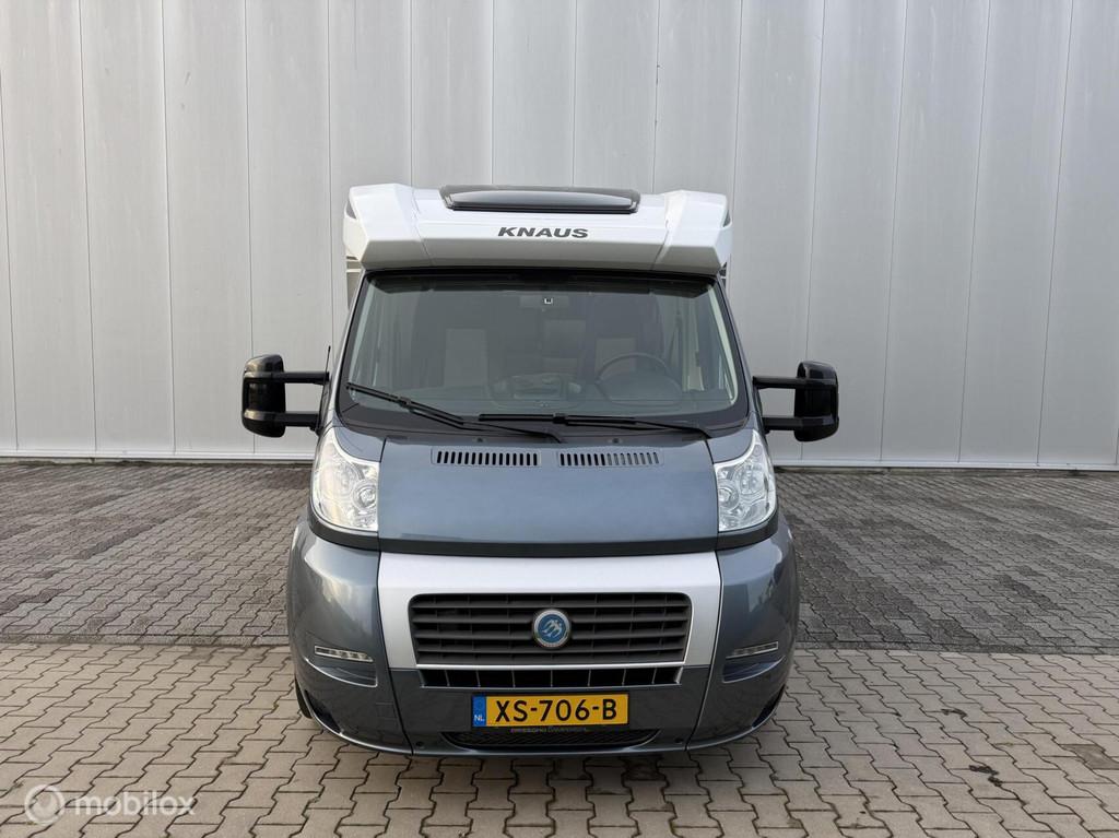 KNAUS 650 MF | Half Intergraal | Frans Bed | Zonnepanelen, Caravans en Kamperen, Luifel, Bedrijf, Cassettetoilet, Achteruitrijcamera