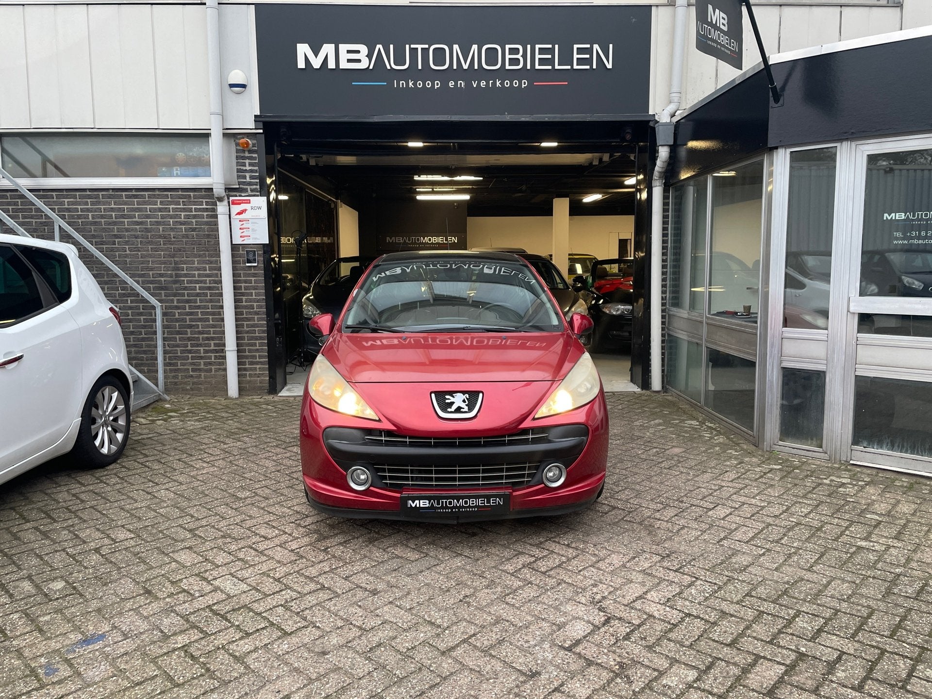 Peugeot 207 1.6-16V T Féline/Leder/lanoramadak/Sportfilter/, Auto's, Voorwielaandrijving, Gebruikt, 4 cilinders, 150 pk