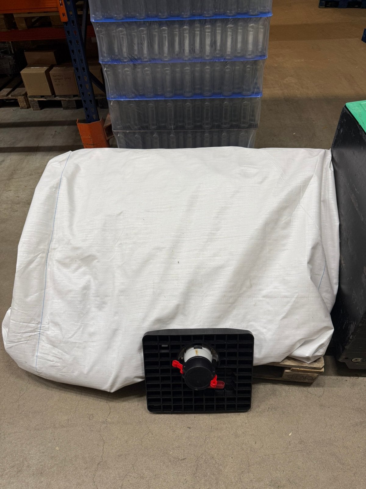 Flexibag / Flexitank – ca. 24.000 liter, Tuin en Terras, Regentonnen, Ophalen, Overige materialen, Gebruikt, Met kraantje