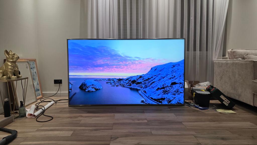 LG 82 inch 4k  (208 cm diagonaal!)  - LG 82UM7600PLB, Audio, Tv en Foto, Televisies, Ophalen, 50 Hz, LCD, Zo goed als nieuw