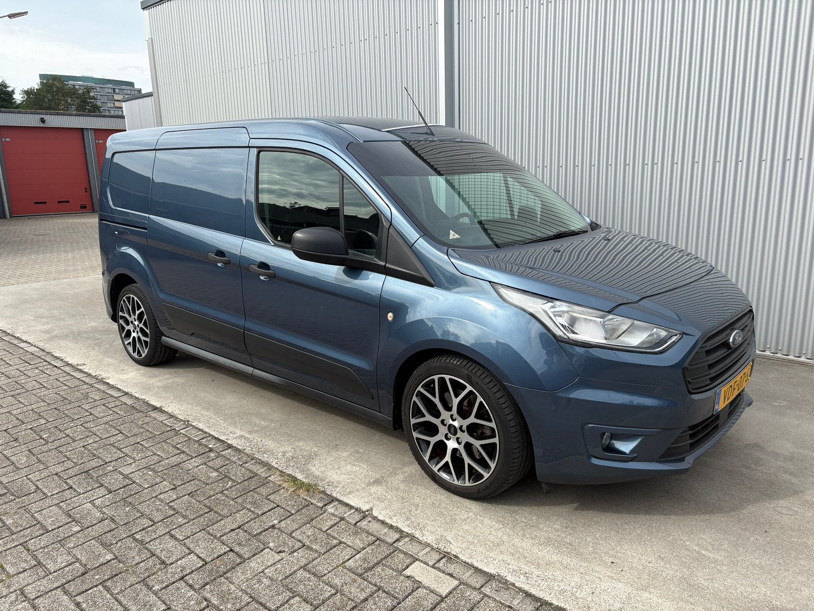 Ford Transit Connect L2 1.5 Tdci HP 120pk Aut 2020, Stof, 4 cilinders, Origineel Nederlands, Diesel