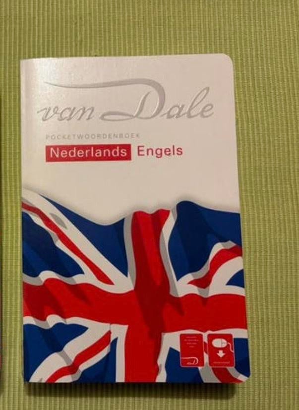 Van Dale woordenboek Nederlands-Engels, Ophalen of Verzenden, Zo goed als nieuw, Van Dale, Engels
