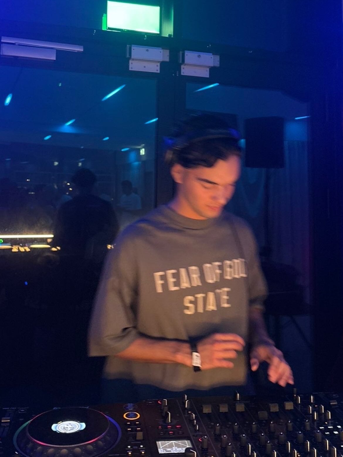 ALLROUND DJ HUREN/BOEKEN - ERVARING MET GROTE PODIUMS, Dj