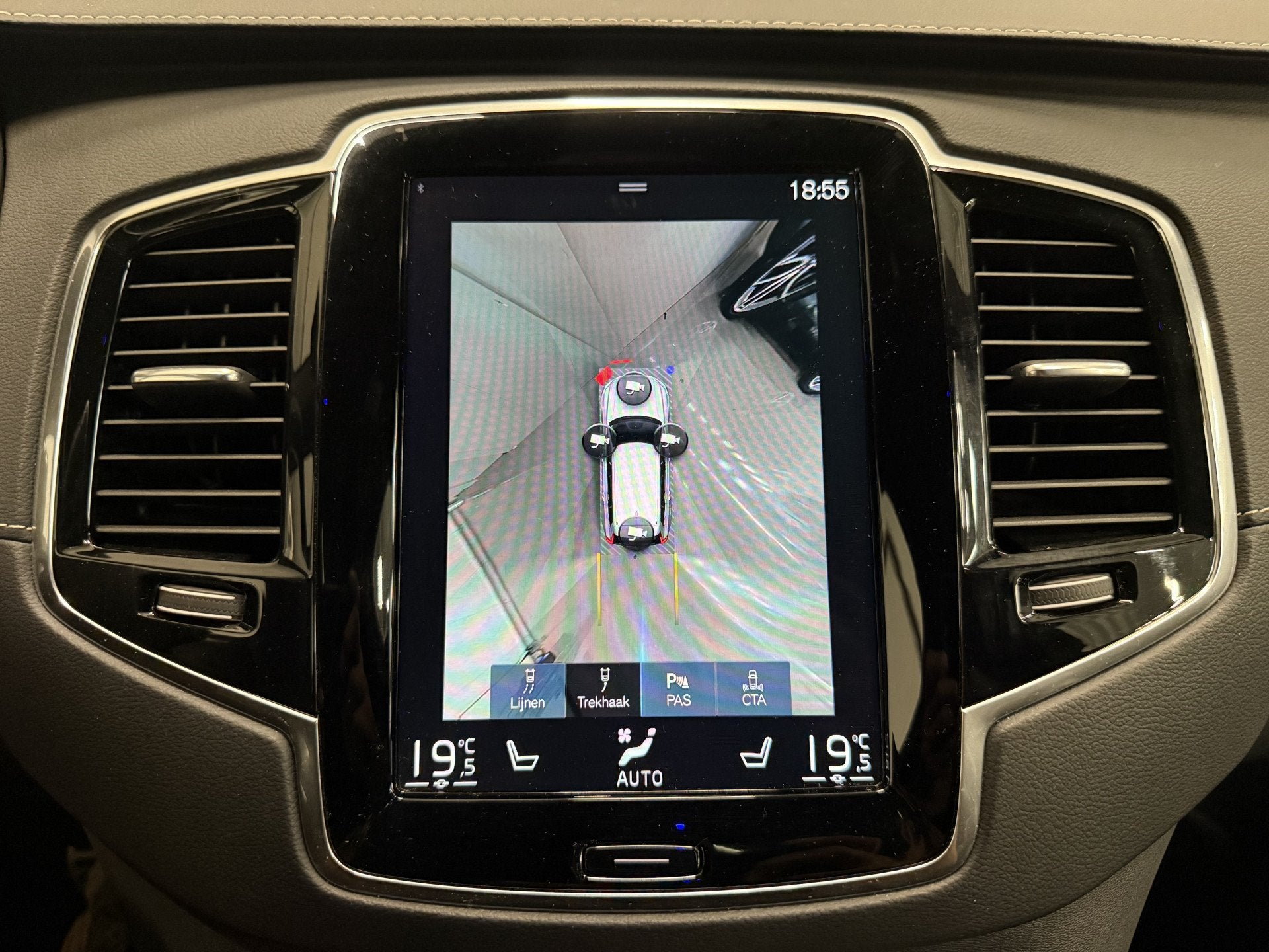 Foto 22 van Volvo XC90 T8 Recharge AWD R-Design PANO/TREKHAAK/SOH 93,7%/