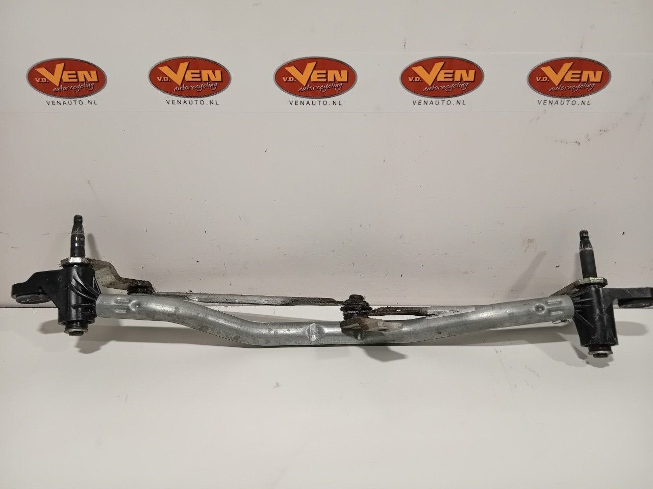 Ruitenwisser mechaniek voor Alfa Romeo Giulietta, Onderdelen@venauto.nl, Van der Ven Autorecycling B.V., Gebruikt, Ettenseweg 76, 4706 PB Roosendaal, The Netherlands