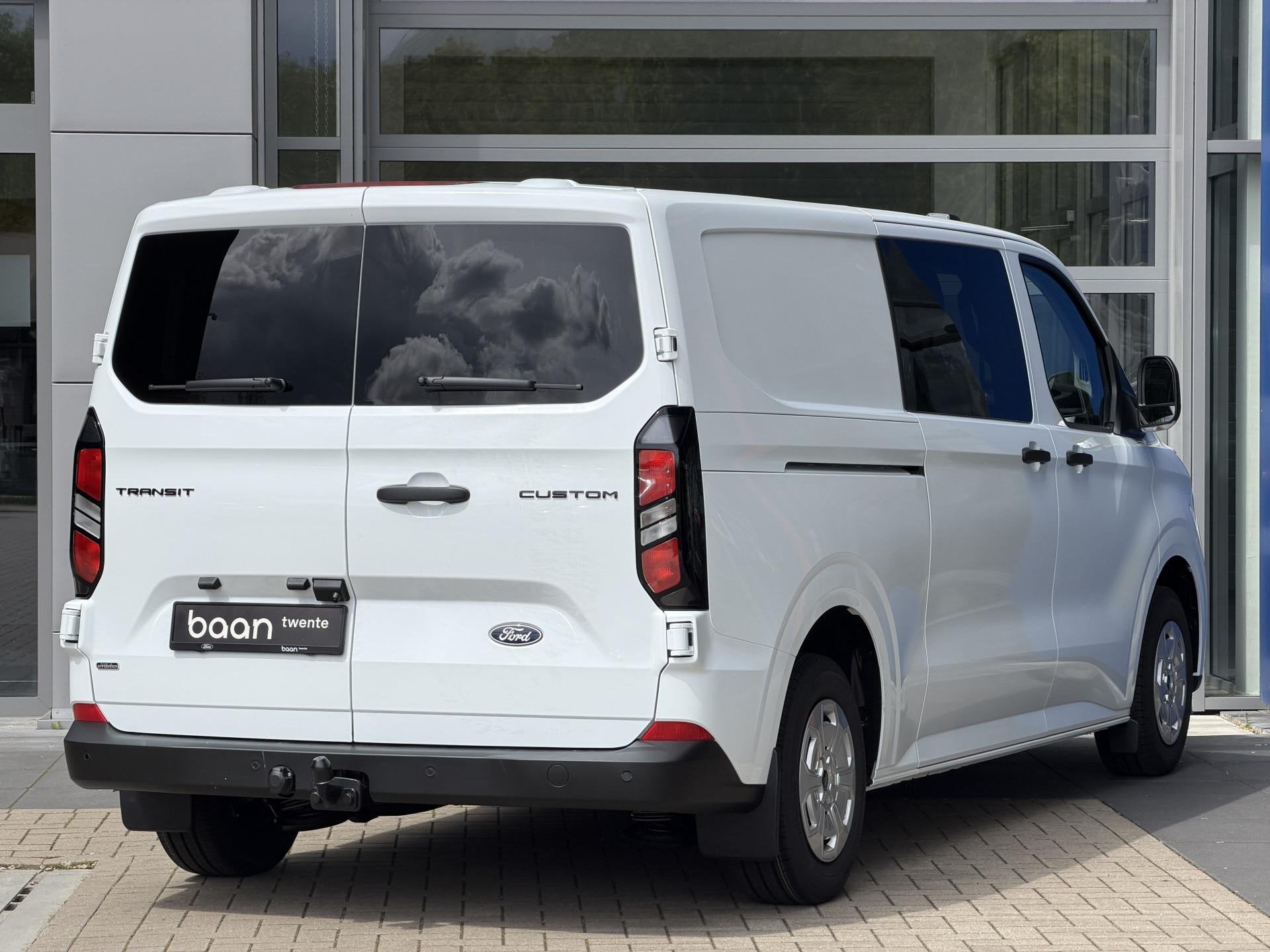Ford Transit Custom Dubbel Cabine 320 2.5 PHEV L2H1 Trend |, Auto's, 12 maanden, Zwart, 4 cilinders, Wit