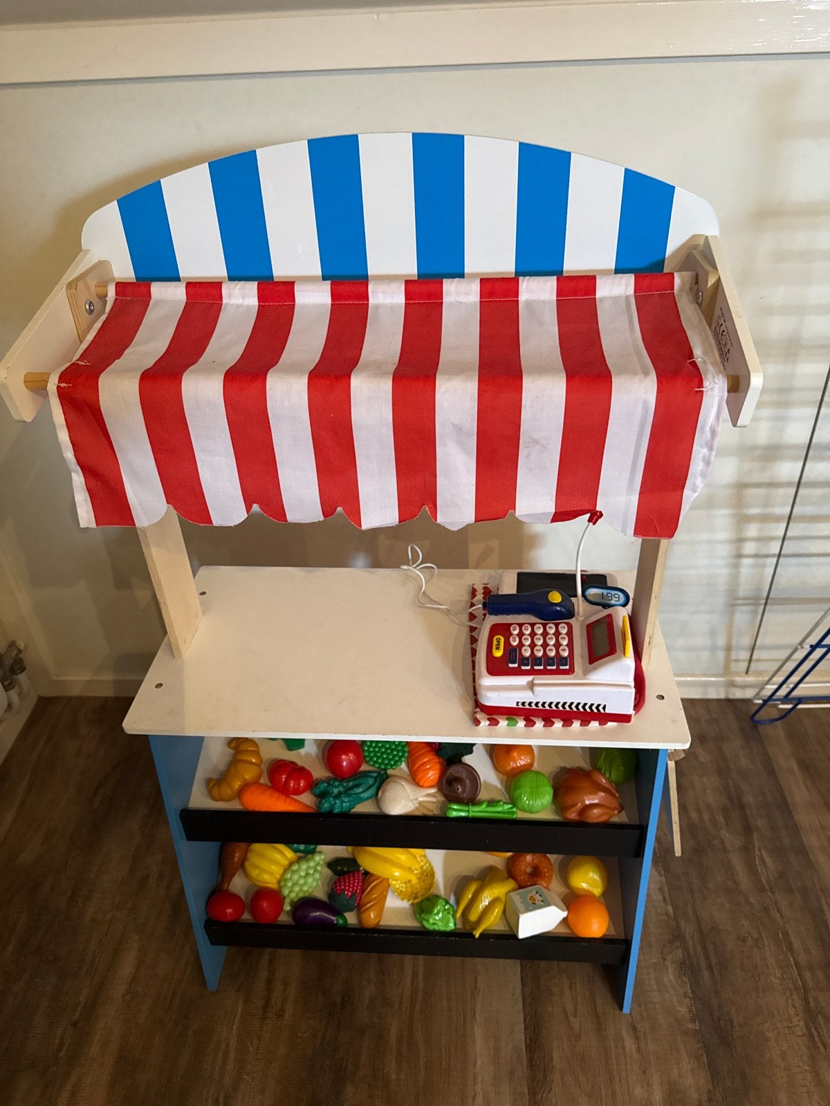 2-in-1 Speelgoed: Theater en Winkeltje voor Kinderen, Ophalen, Gebruikt, Jongen of Meisje
