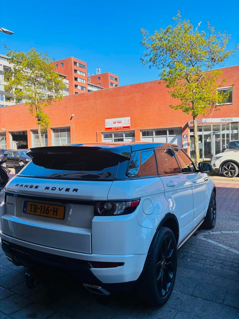 Land Rover Range Rover Evoque AUT, Auto's, Automaat, 15 km/l, 1800 kg, Wit