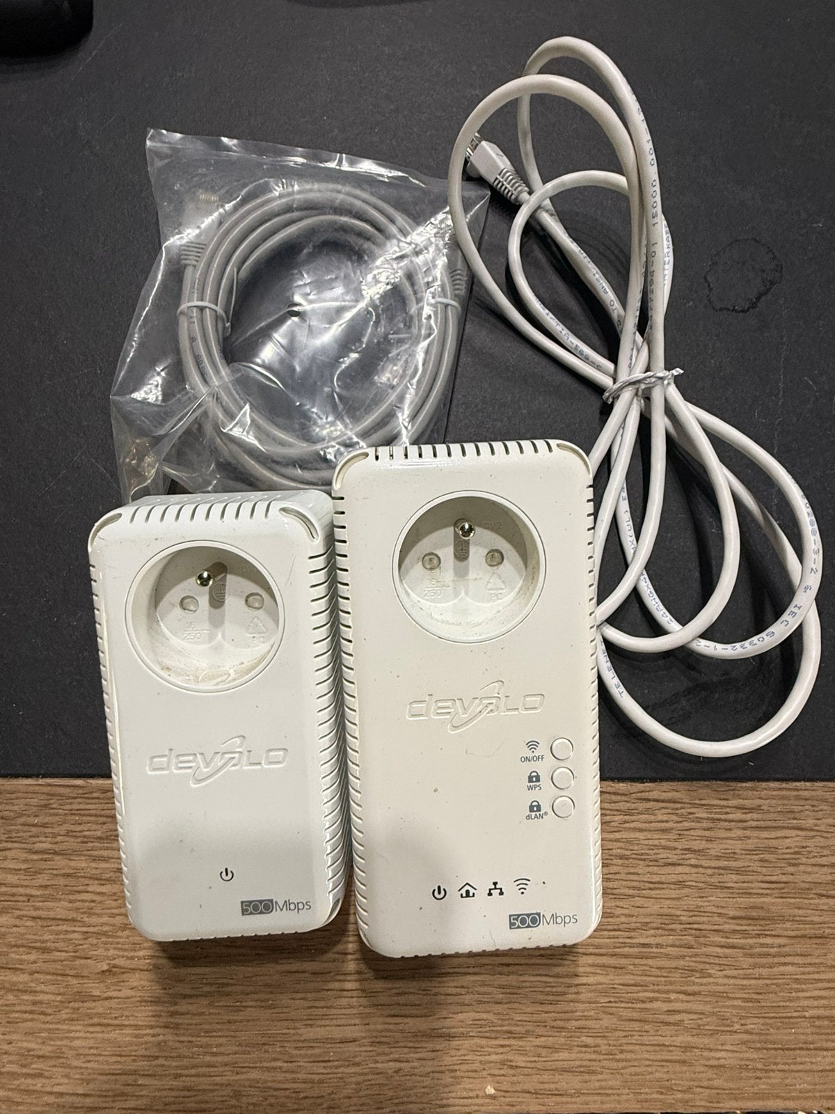 devolo dLAN 500 powerline set met wifi + 2 LAN-kabels, Computers en Software, Ophalen of Verzenden, Gebruikt