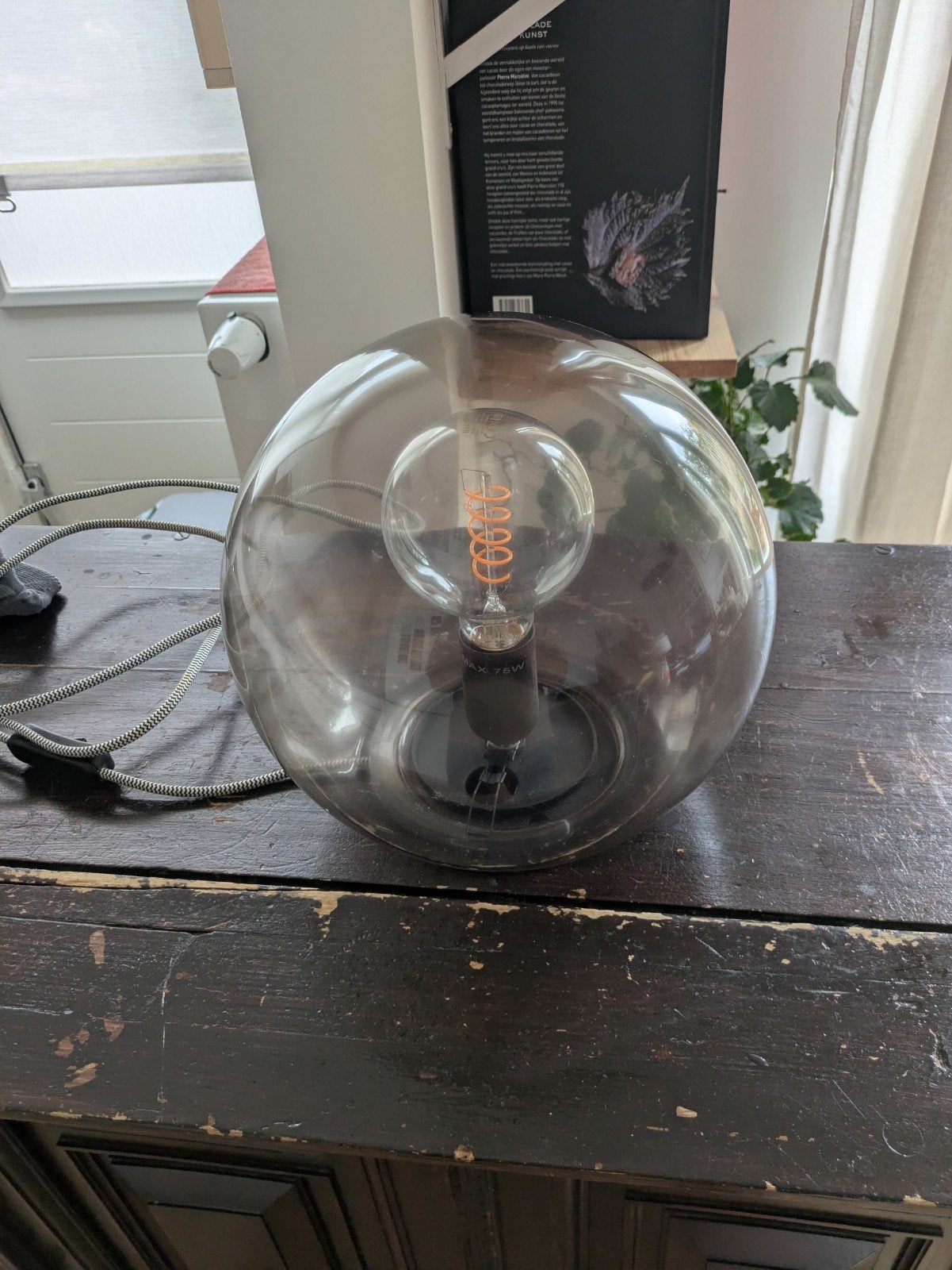 IKEA FADO Tafellamp - Bolvormig Glas met LED Filament, Ophalen, E27 (groot), Met schakelaar, Glas